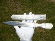 Antico coltello pugnale